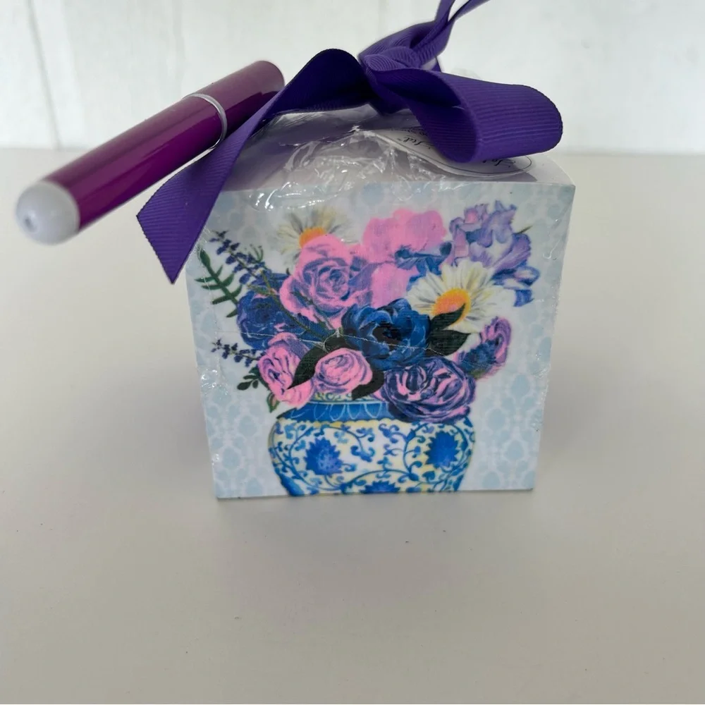 Lady Jayne Notepad Block with Purple Ribbon and pen NWT
